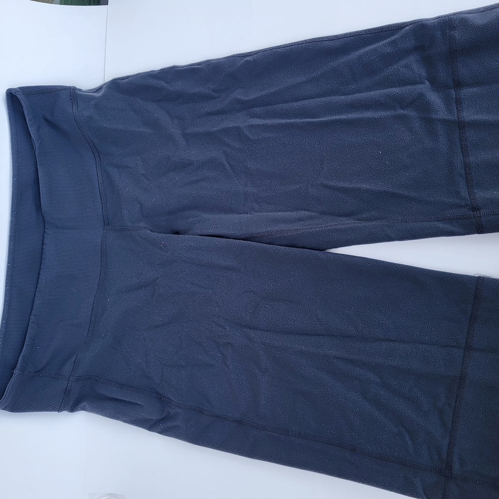 Grey Lululemon Clam Diggers